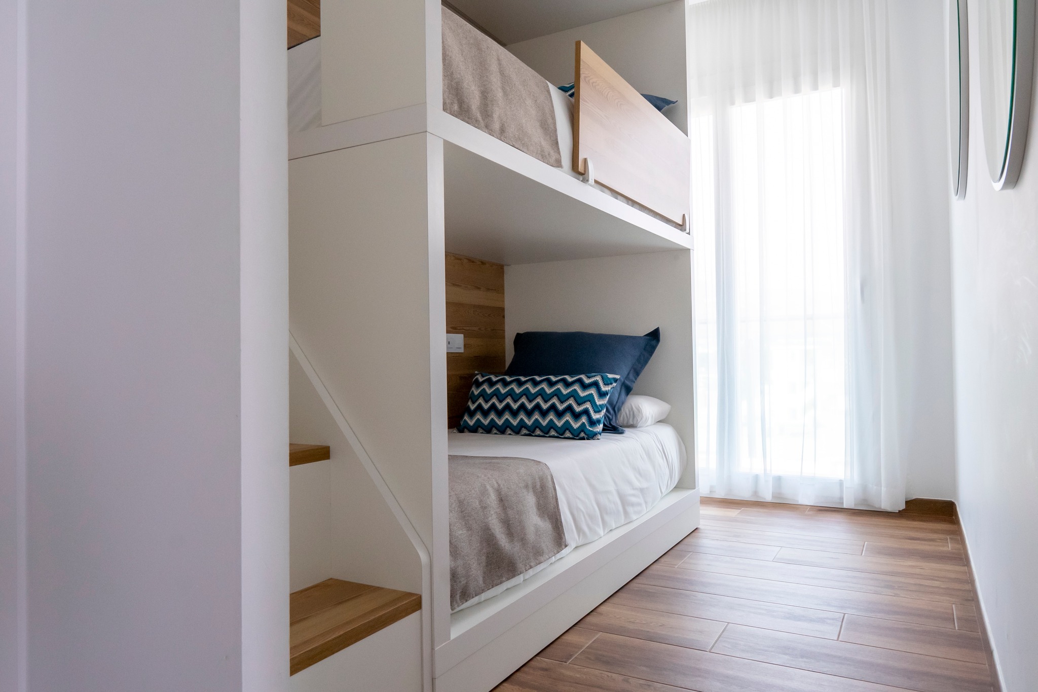 Hotel Castello Spain nomad remote 00ffa4b1-f71d-4c58-910f-c08411ac8765_Sea Experience Bunk Family.jpg